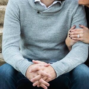 Men’s Gray Sweater